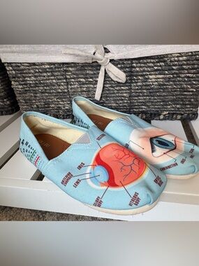 Anatomy Eye Print Slip-On Shoes Size 6 Science Nurse Teacher Novelty